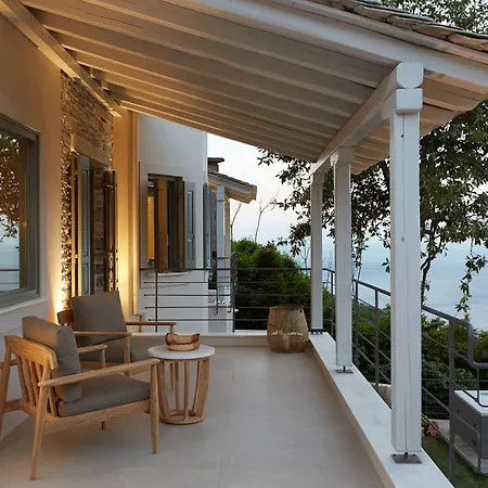 Sunrise Garden Hills Lejlighed