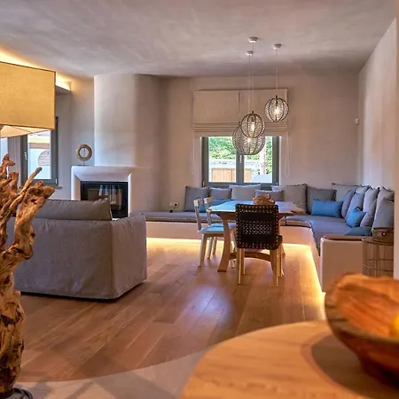 Sunrise Garden Hills * Makrirrákhi