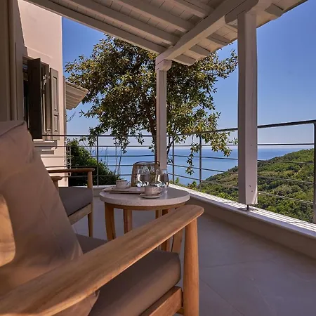 Sunrise Garden Hills Makrirrákhi