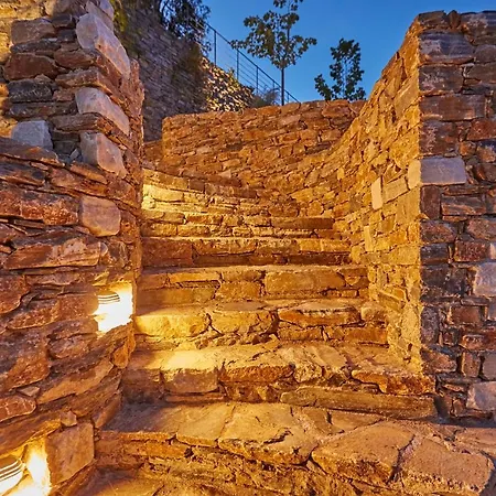 Sunrise Garden Hills Apartamento Makrirrákhi