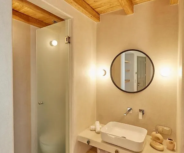 Sunrise Garden Hills Makrirrakhi