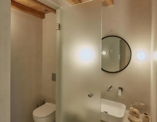 Sunrise Garden Hills * Makrirrakhi